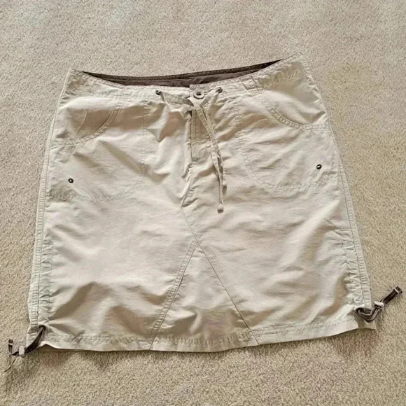 Columbia  Beige Skort Khaki Skirt Size Small Casual Cotton Nylon Blend Women's - Picture 10 of 15